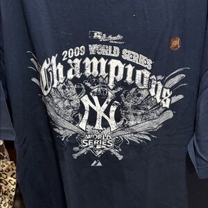 Yankees 2009 world series champions tshirt brand new with sticker size 2X